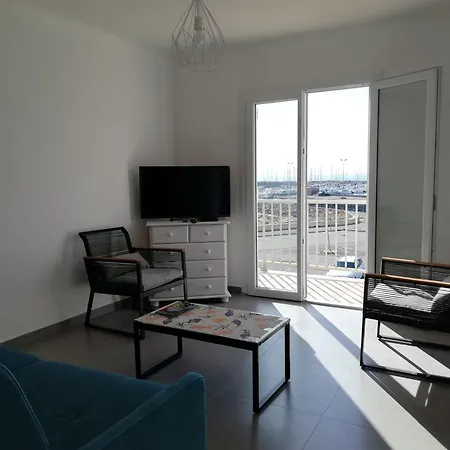 Superbe Appartement Avec Vue Sur Mer Et Port, Parking Prive Saint-Pierre-la-Mer  Exterior photo