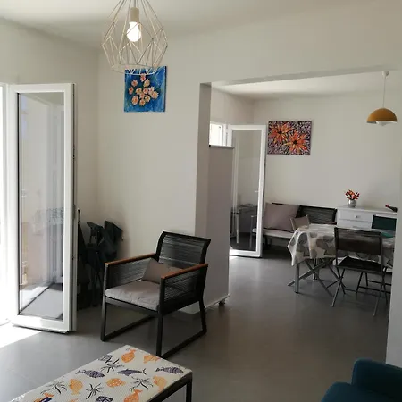 Superbe Appartement Avec Vue Sur Mer Et Port, Parking Prive Saint-Pierre-la-Mer  Exterior photo